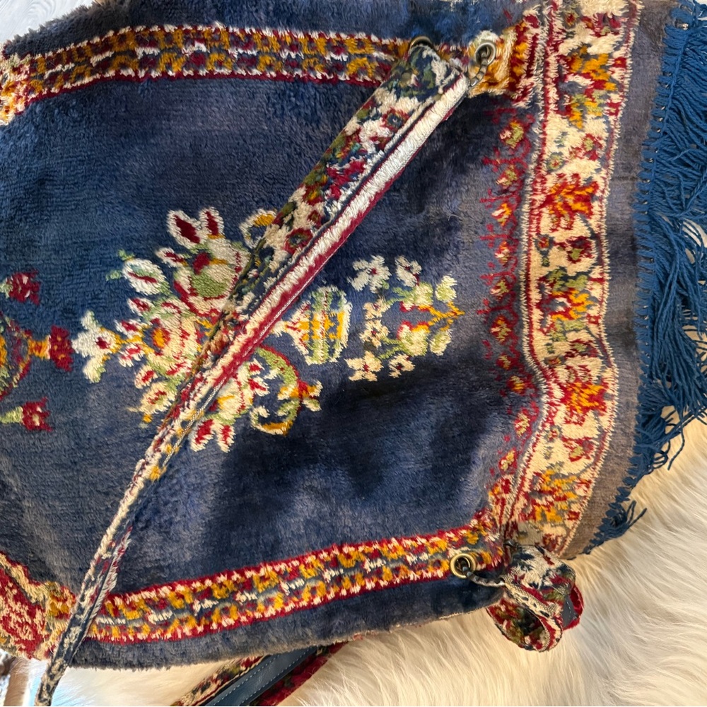 Groovy Bohemian style 1970s Carpet Fringed Tote Bag - Picture 10 of 16